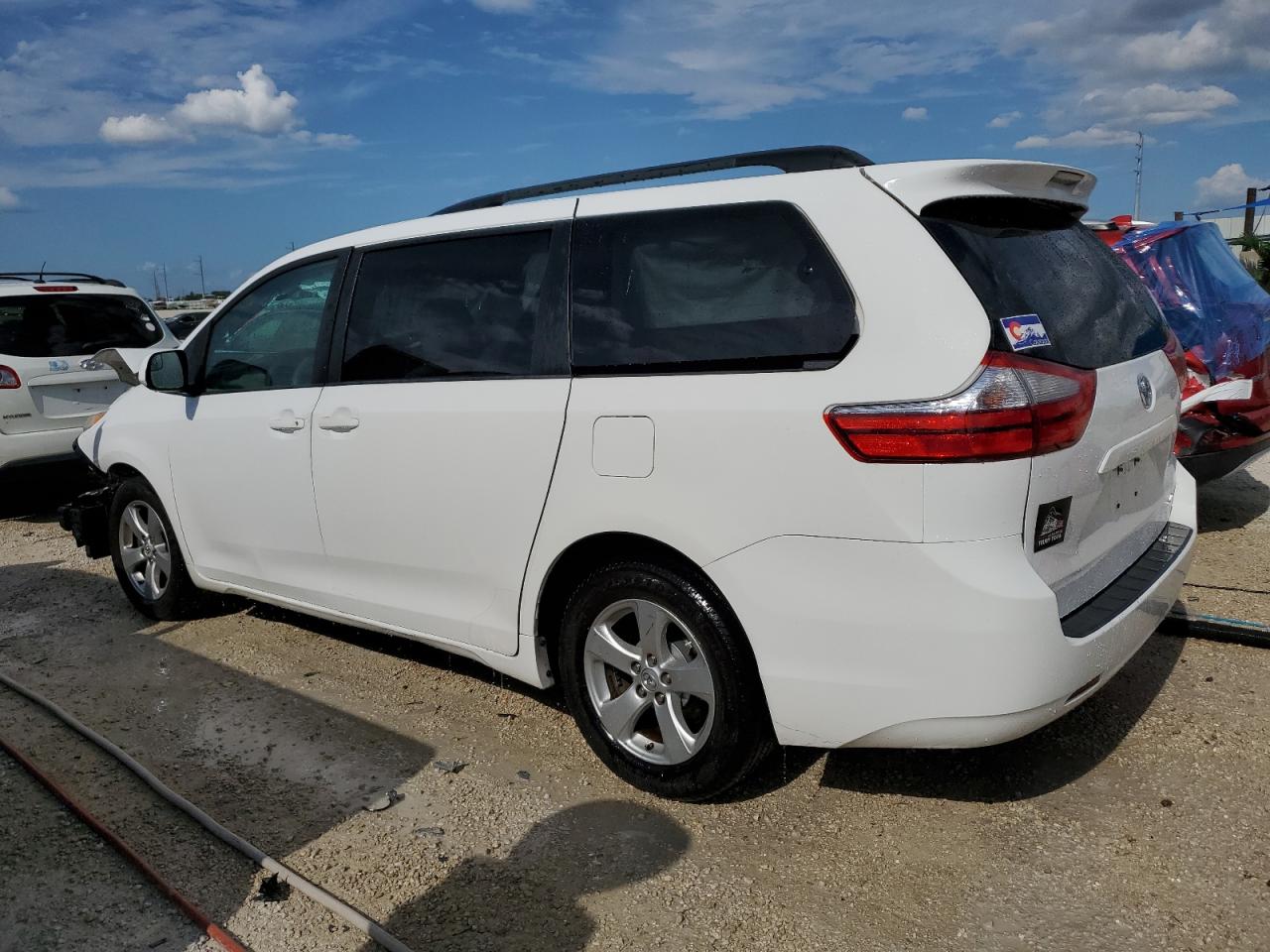 5TDKK3DC3FS681902 2015 Toyota Sienna Le