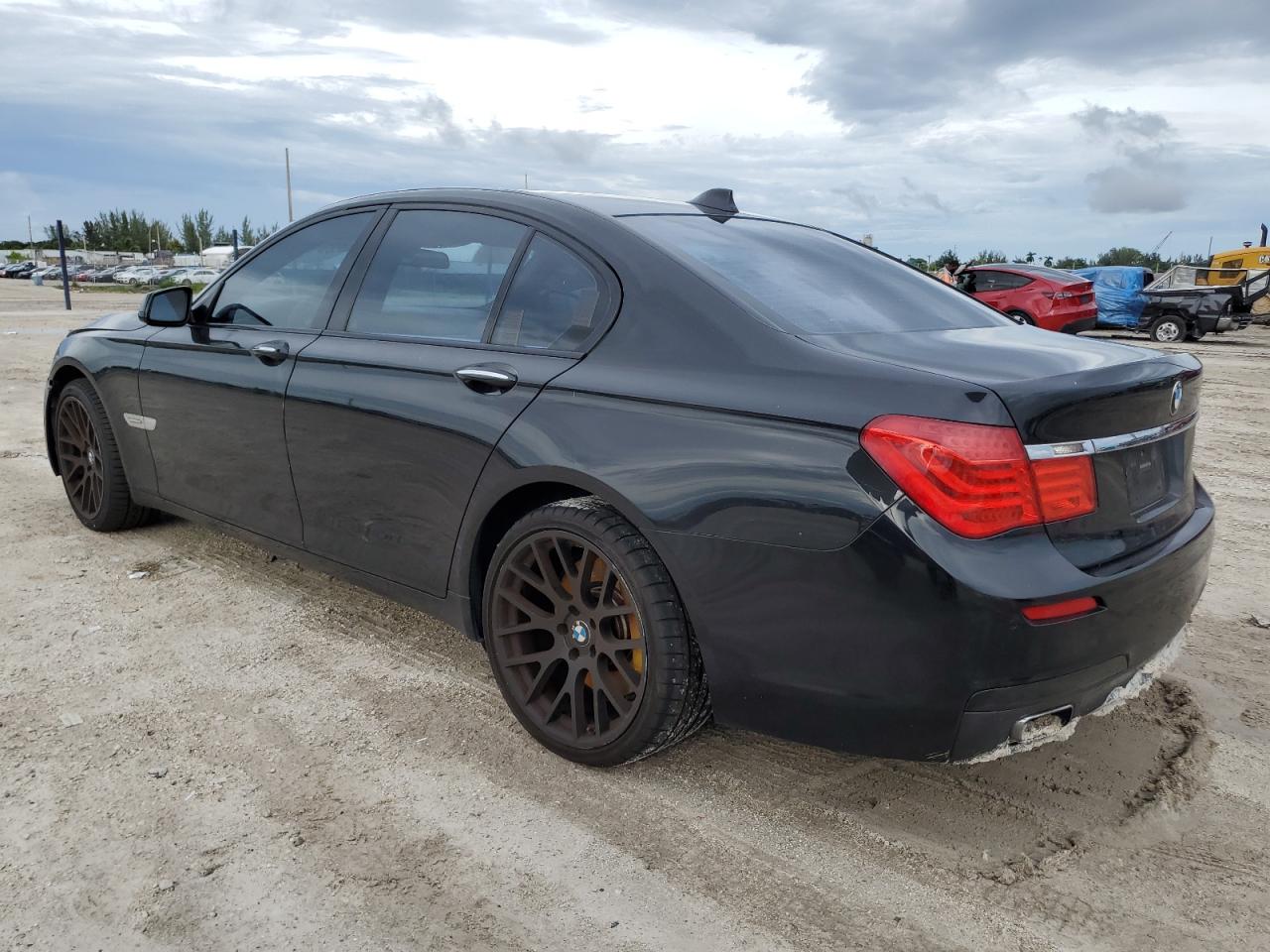 WBAKA8C5XBCY37056 2011 BMW 750 I