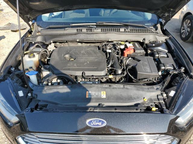 3FA6P0HD0FR256795 Ford FUSION SE