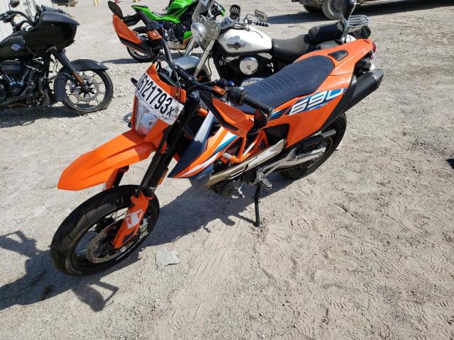 2023 KTM 690 SMC R VBKLSV400PM745069