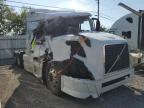 Lot #2936112255 2014 VOLVO VN VNL