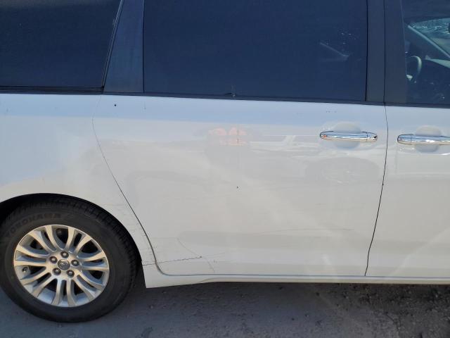 5TDYK3DC7ES474650 Toyota SIENNA XLE
