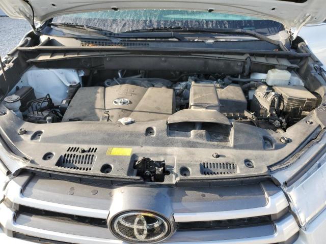 5TDKZRFHXJS541894 Toyota Highlander Se