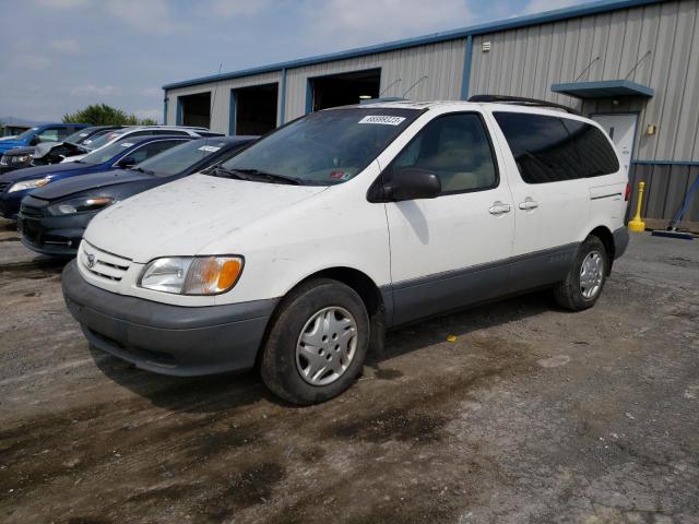 2003 Toyota Sienna CE