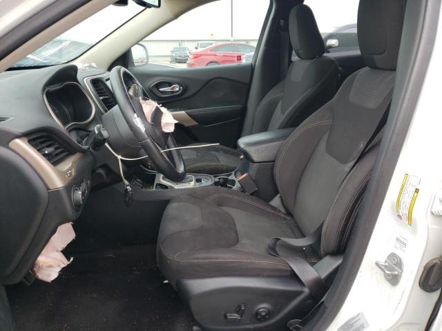 1C4PJLCSXHW586502 Jeep Cherokee Latitude