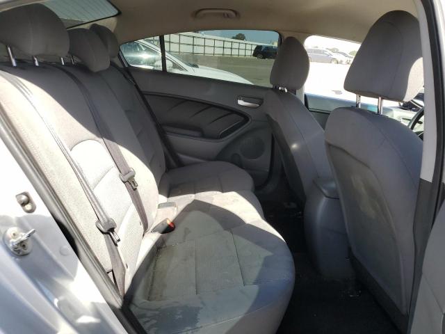 3KPFK4A78JE185835 KIA FORTE LX