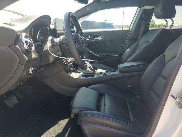WDCTG4EB3KU013857 Mercedes-Benz GLA 250