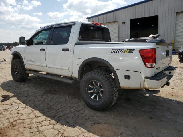 1N6BA0EC6FN505722 Nissan TITAN S