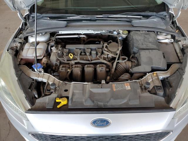1FADP3K26FL369598 Ford FOCUS SE