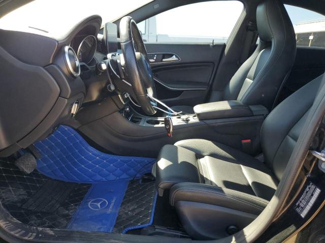 WDDSJ4EB3KN772916 Mercedes-Benz CLA 250