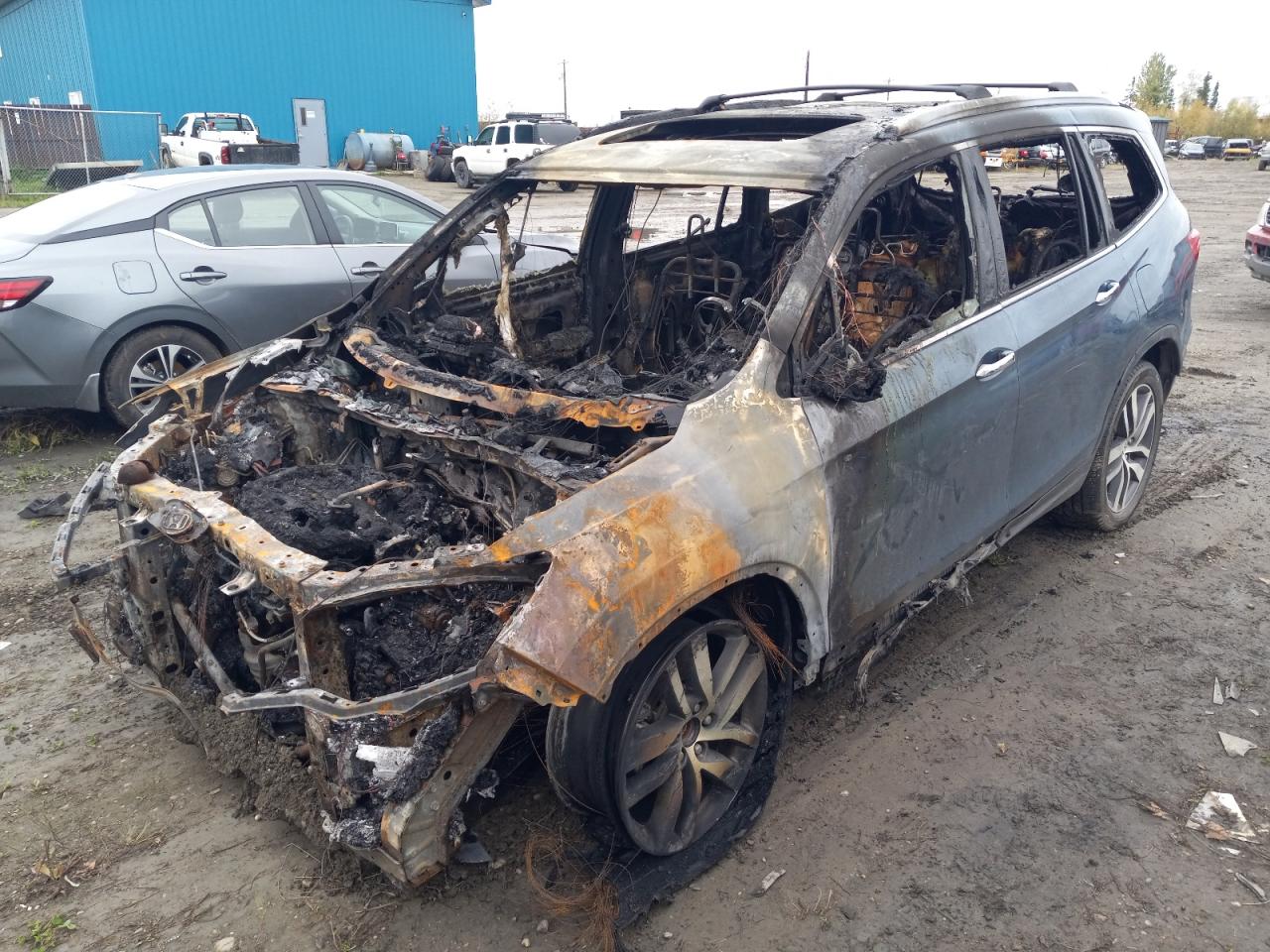 Wrecked & Salvage Toyota for Sale in Washington: Damaged, Repairable Cars  Auction 