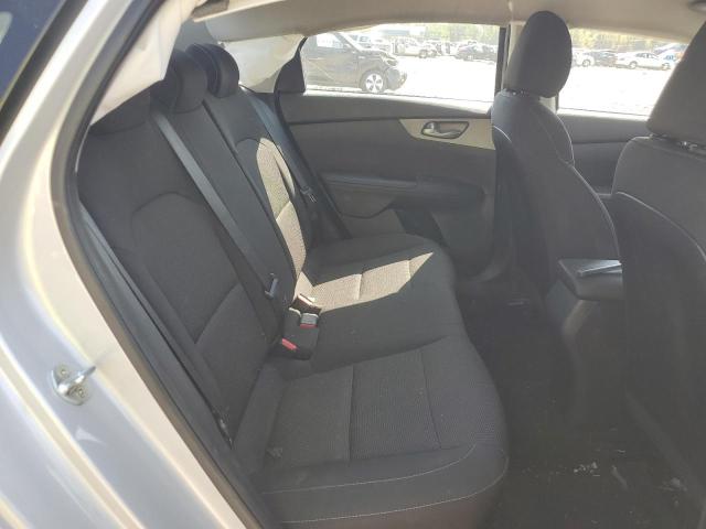 3KPF24AD7KE017465 KIA FORTE FE
