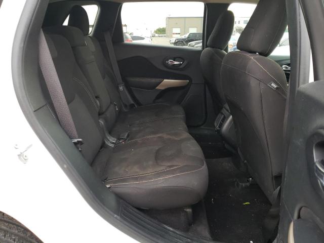 1C4PJLCSXHW586502 Jeep Cherokee Latitude