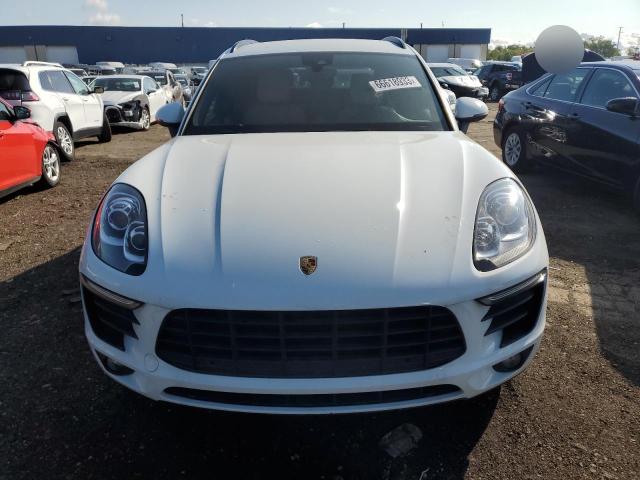 VIN WP1AA2A54JLB22091 2018 Porsche Macan no.5