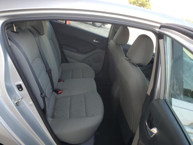 KNAFK4A69E5130686 KIA FORTE LX