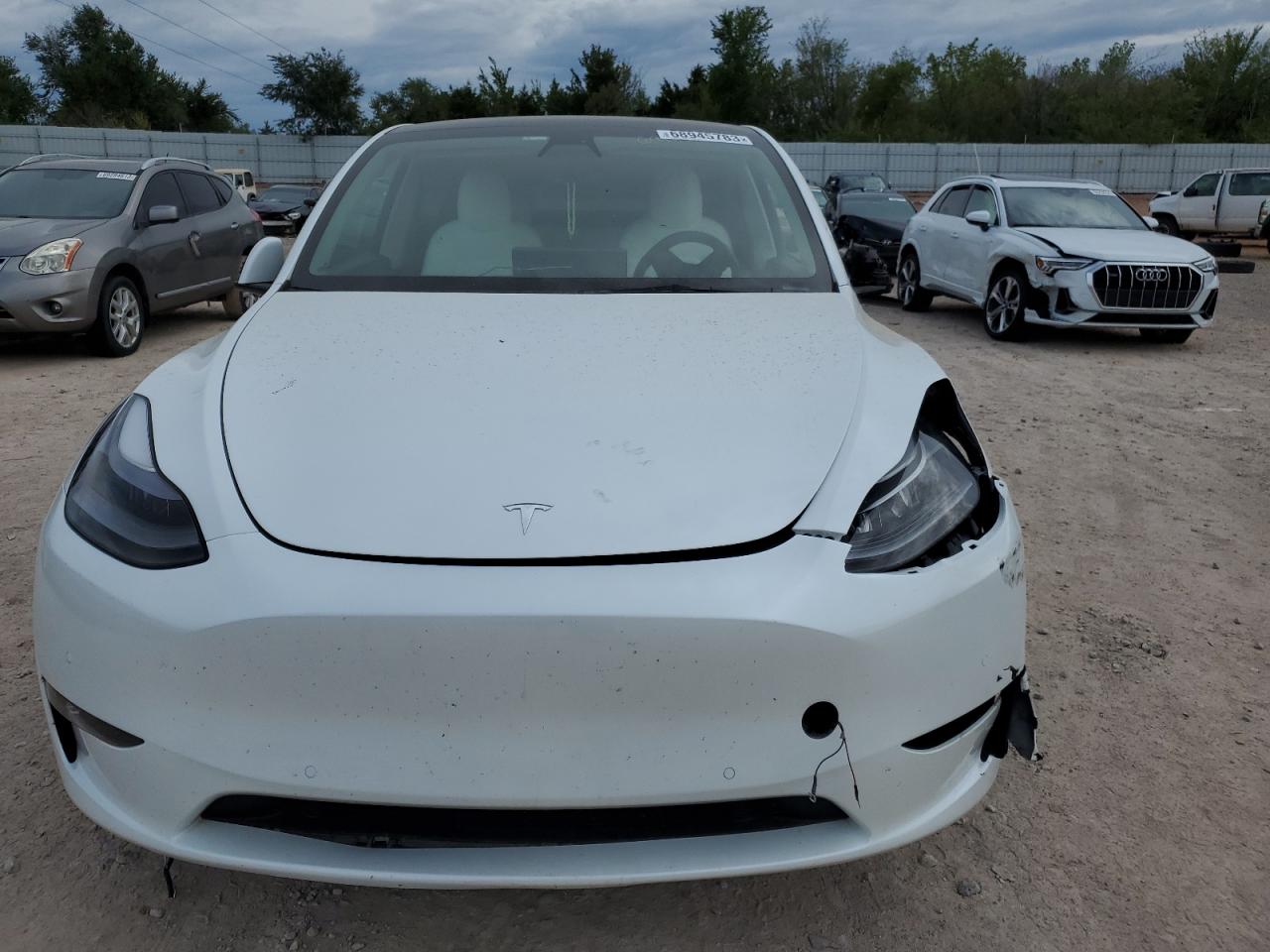 7SAYGDEF2NF405758 Tesla Model Y  5