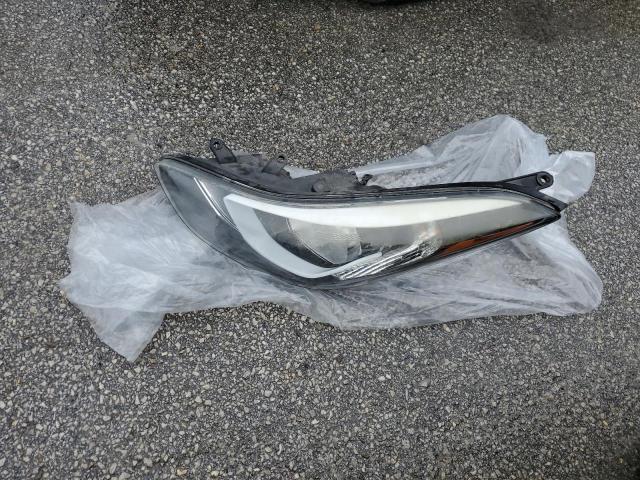 5NPDH4AE5FH623055 Hyundai ELANTRA SE