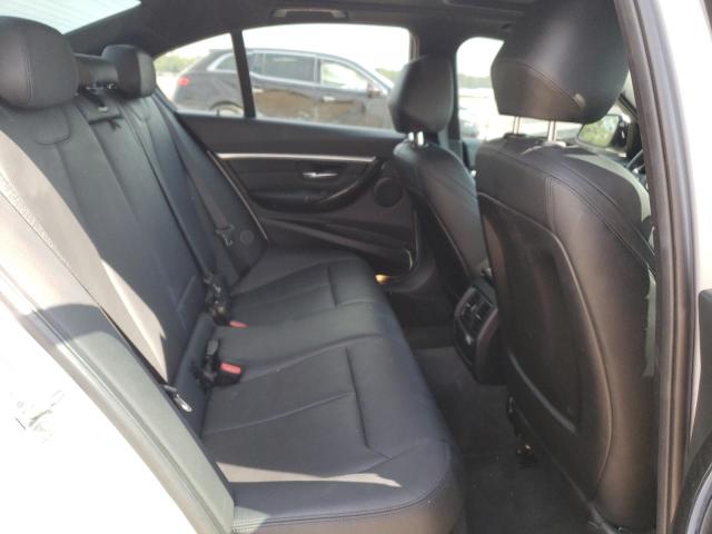 WBA8D9C59JEM34745 BMW 330 XI