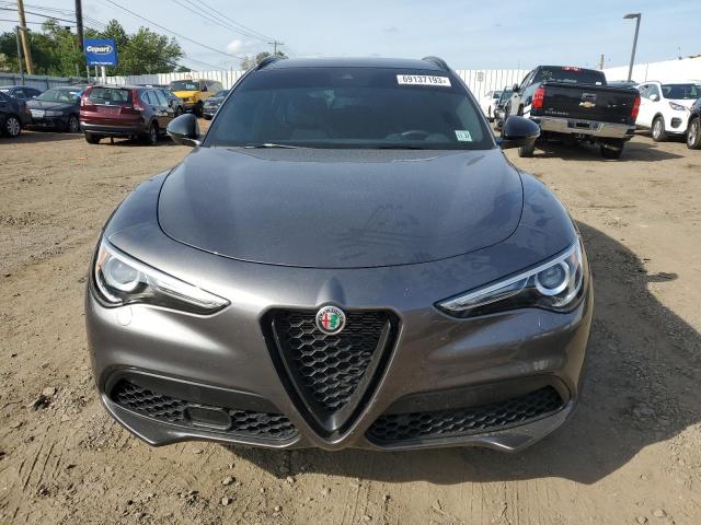 ZASPAKBN7P7D55885 Alfa Romeo Stelvio TI 5