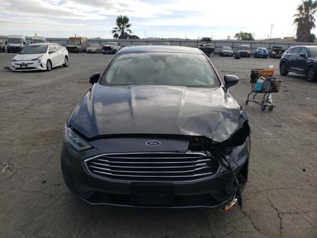 3FA6P0HD6KR135635 Ford Fusion SE 5