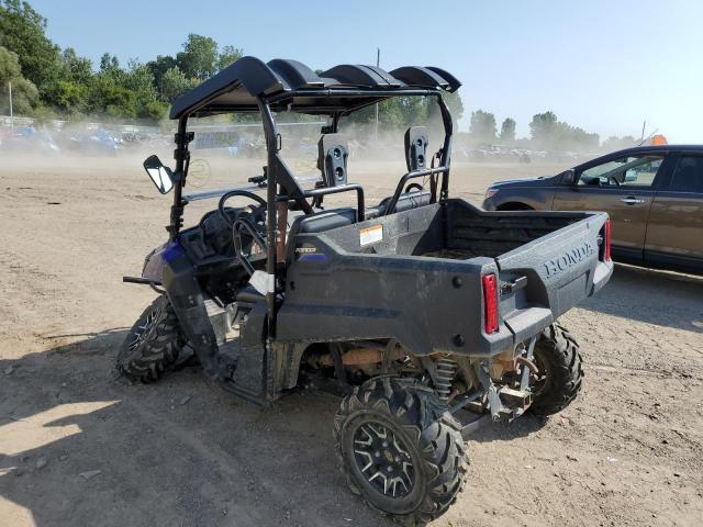 2017 HONDA SXS700 M2 1HFVE02N8H4303165