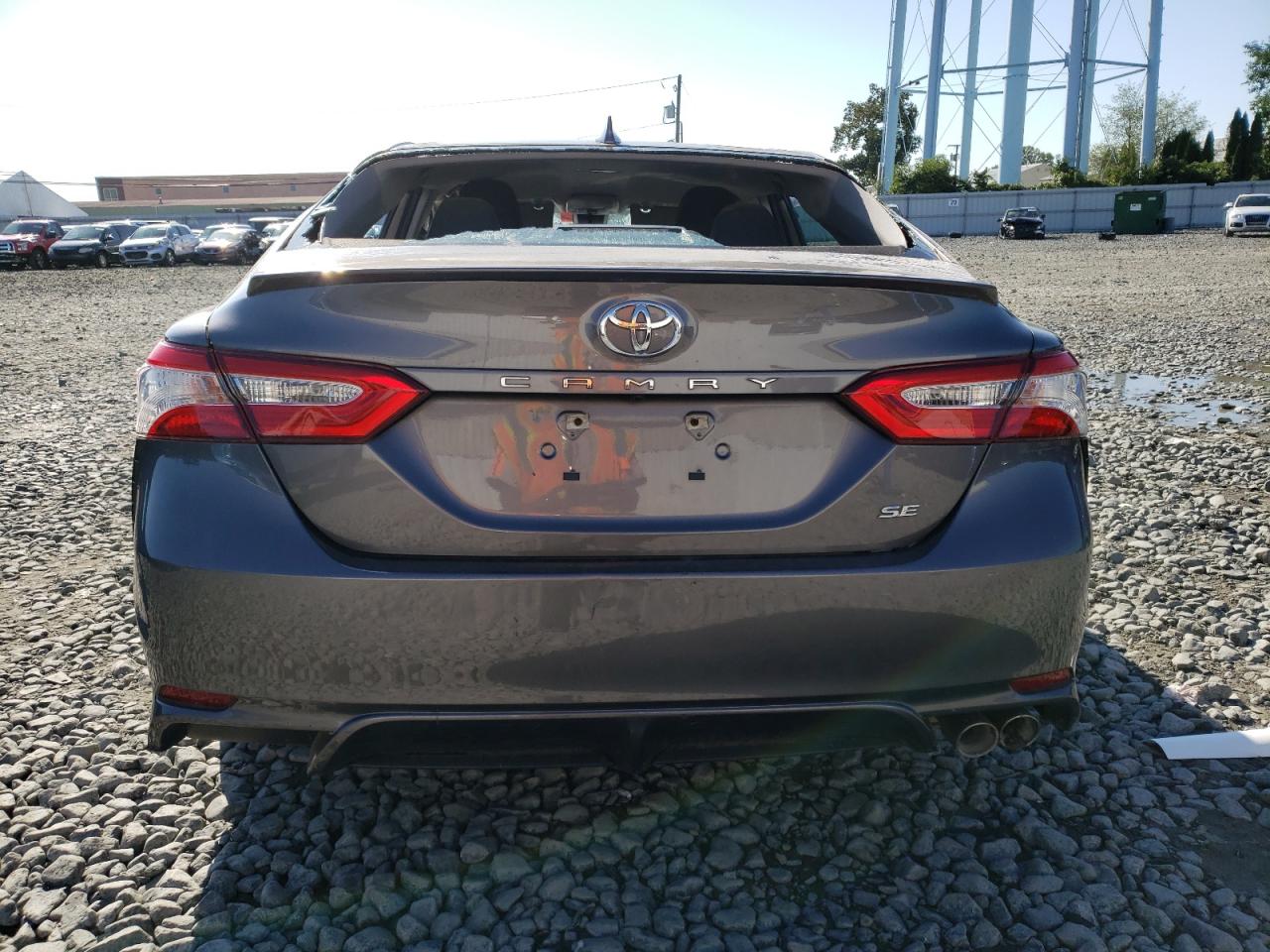 4T1G11AK3LU361278 Toyota Camry  6