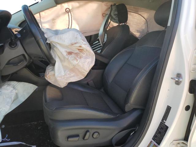 KNDCC3LC6J5156740 KIA NIRO EX