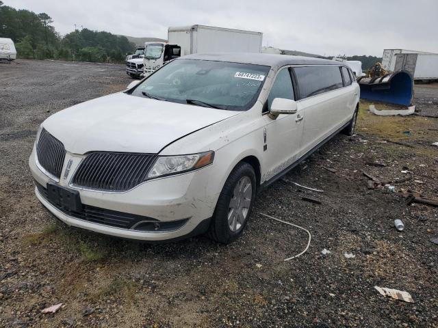 2014 Lincoln MKT 