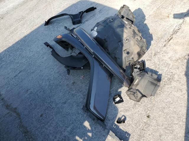 1C4HJXEN1JW322285 Jeep Wrangler Unlimited Sahara