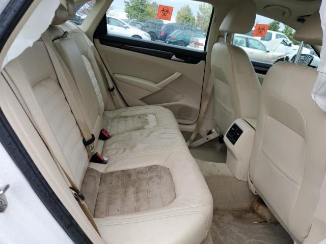 2015 VOLKSWAGEN PASSAT SEL - 1VWCV7A34FC038724