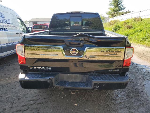  NISSAN TITAN 2017 Чорний