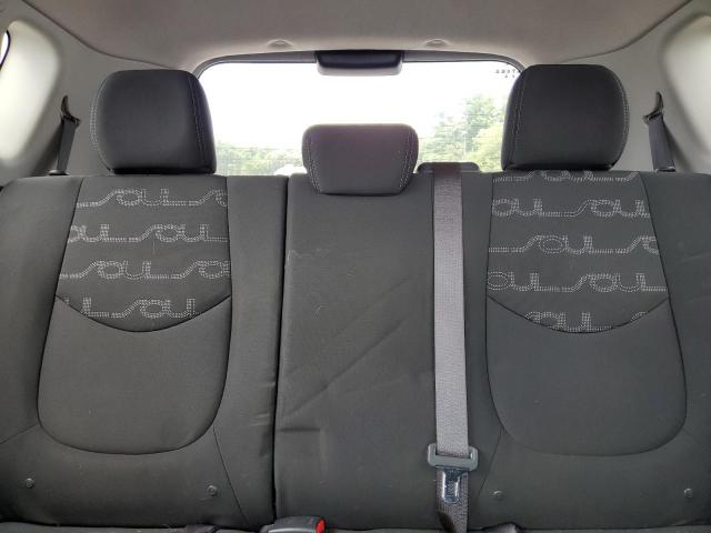 VIN: KNDJT2A62C7417450 Auction: COPART Lot: 67661913 Location: MA - SOUTH BOSTON KNDJT2A62C7417450 KIA SOUL 2012 SILVER Photo 10