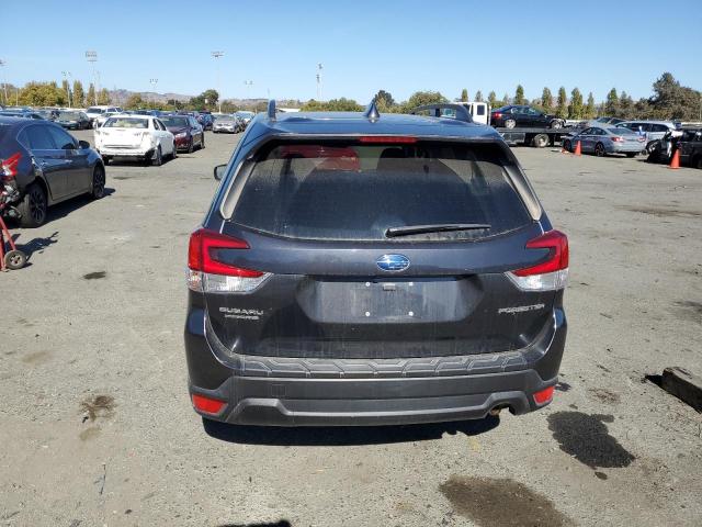 JF2SKAEC7KH574581 Subaru Forester Premium