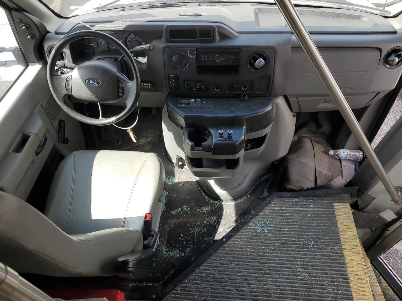 1FDEE3FS0KDC40528 FORD ALL Models 2019
