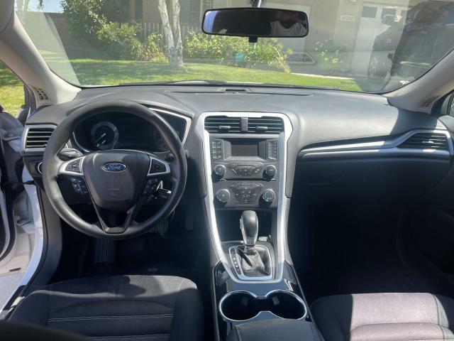 3FA6P0H72FR238552 Ford FUSION SE