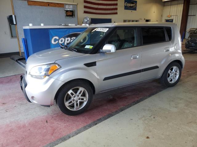 2010 Kia Soul +