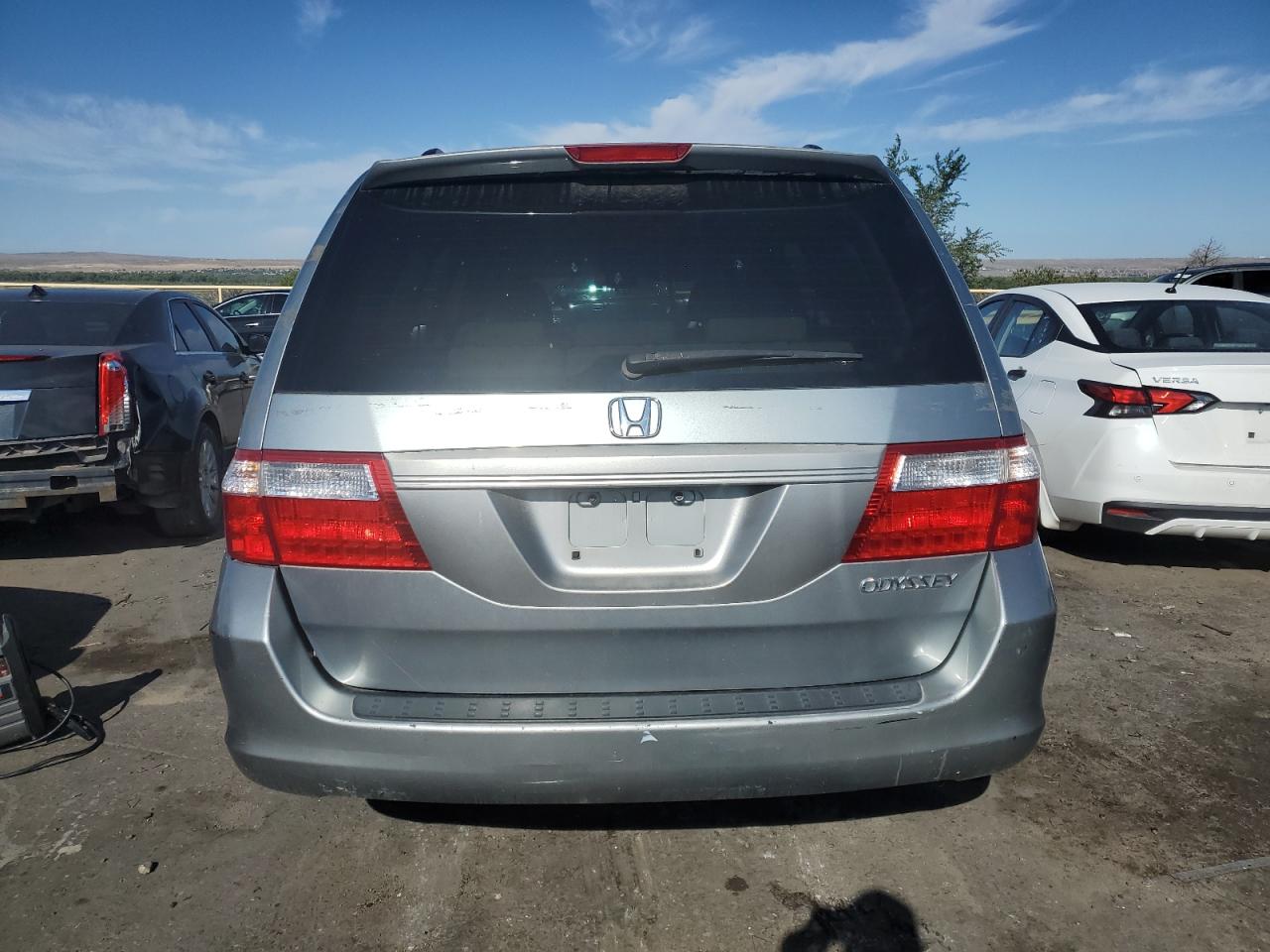 5FNRL38425B024736 2005 Honda Odyssey Ex