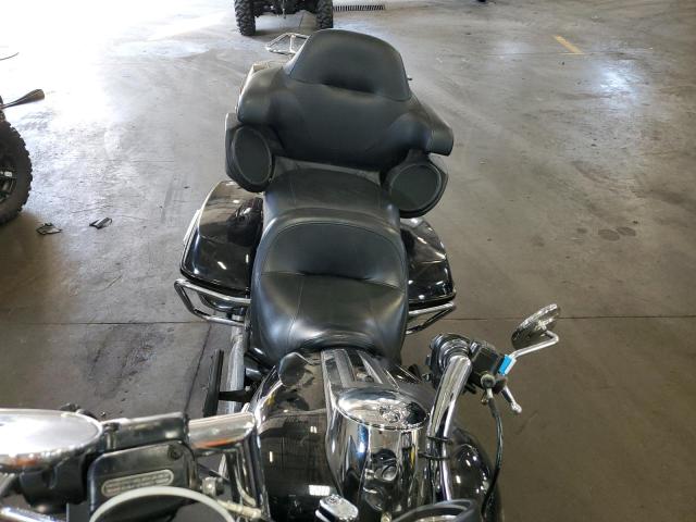 2019 HARLEY-DAVIDSON FLTRU 1HD1KGF15KB649788