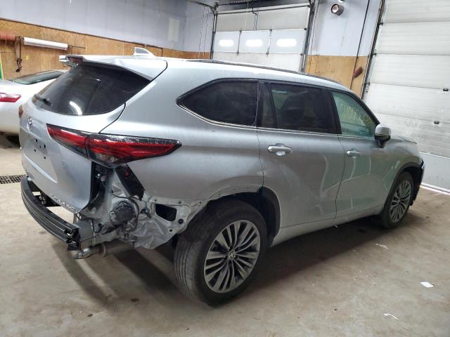 VIN 5TDFZRBH8MS076527 2021 Toyota Highlander, Platinum no.3