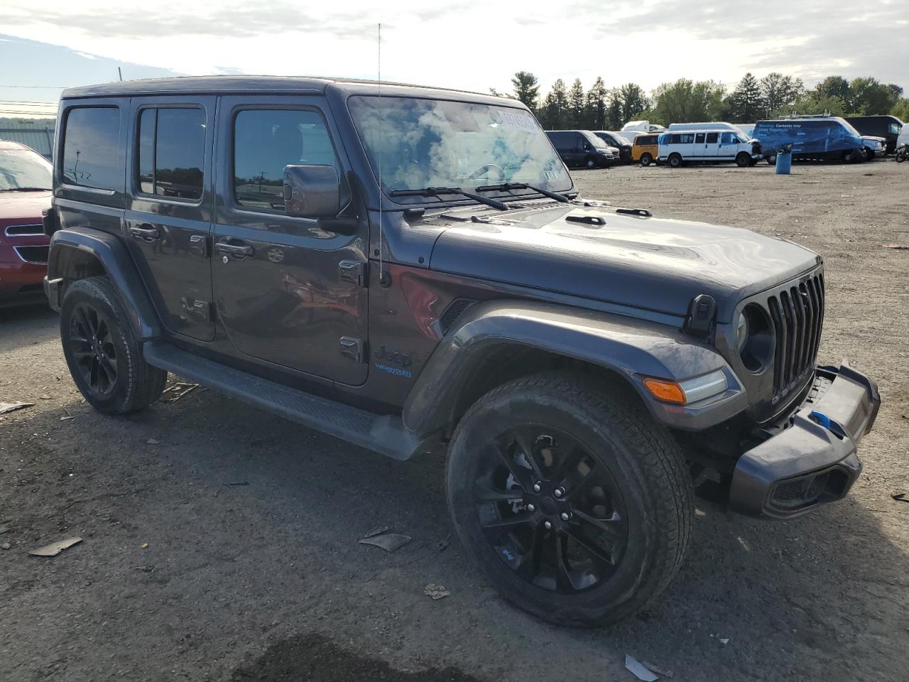 1C4JJXP63MW851569 Jeep Wrangler U 4