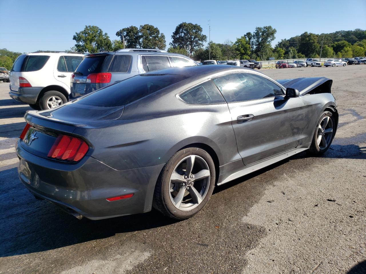 1FA6P8AM3F5402487 2015 Ford Mustang 1FA6P8AM3F5402487 2015 Ford Mustang