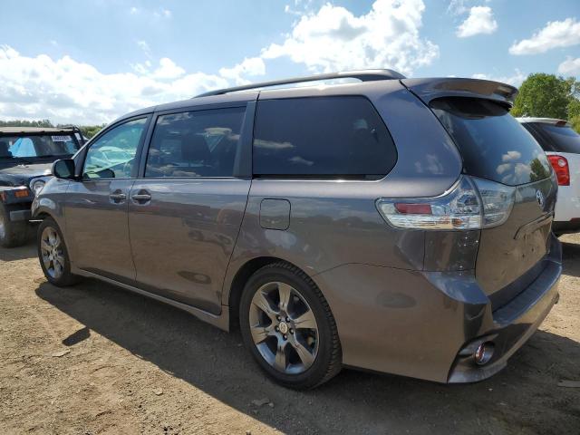 5TDXK3DC2BS072882 2011 TOYOTA SIENNA, photo no. 2