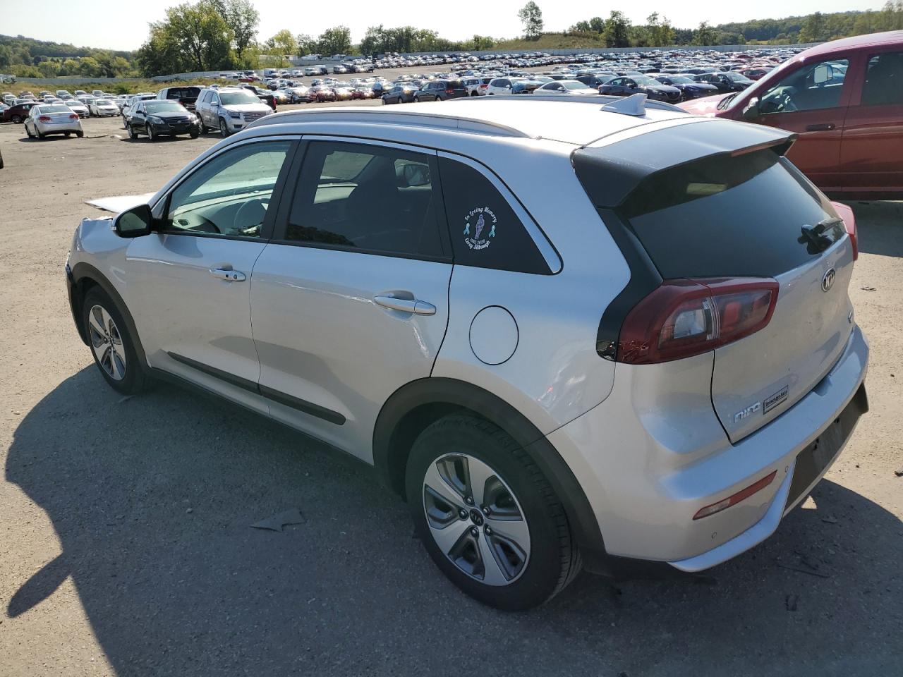 KNDCE3LC5K5240253 Kia Niro TOURI 2