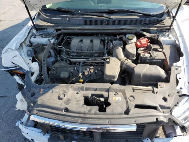 1FAHP2D88JG138457 Ford TAURUS SE