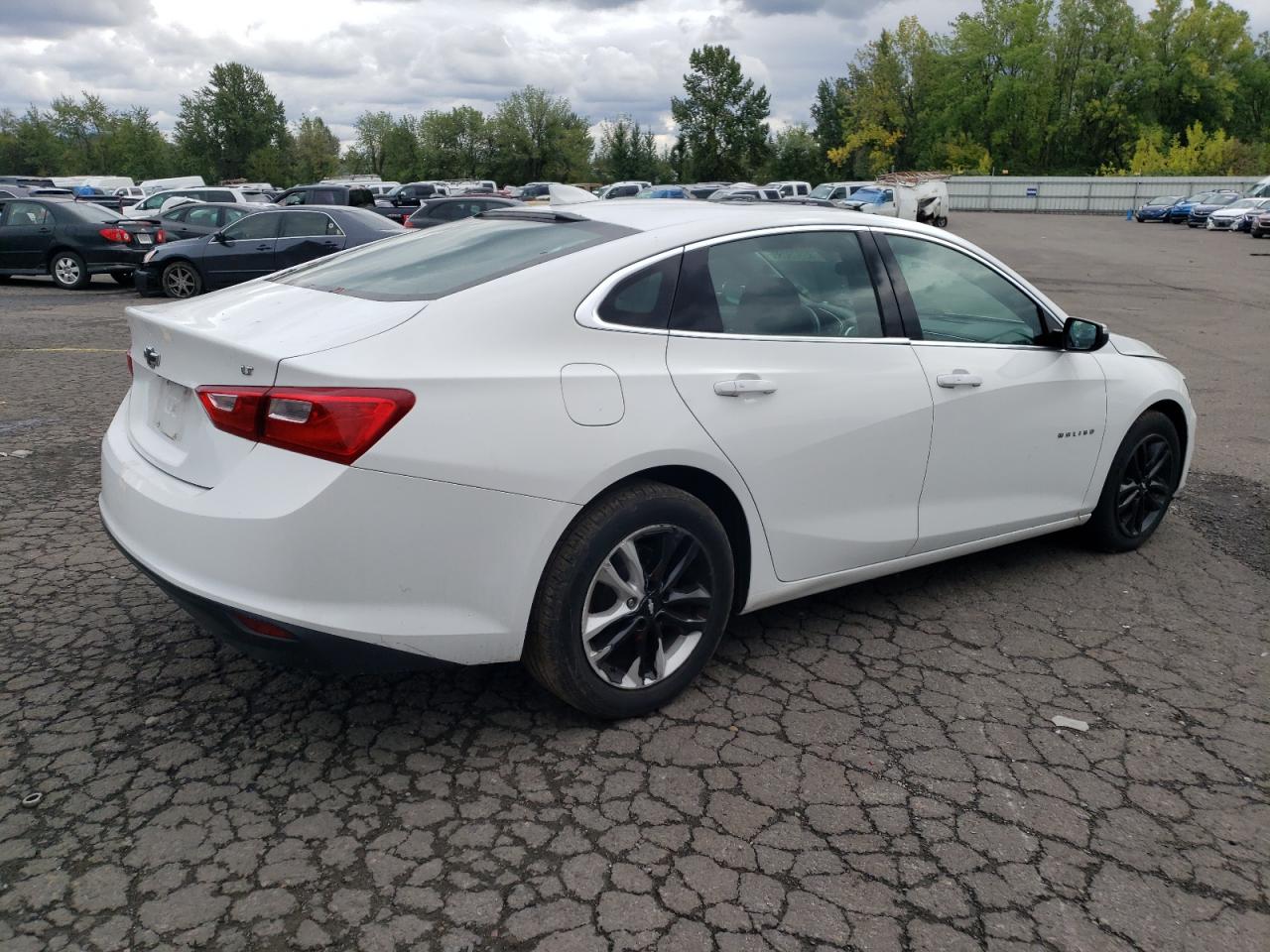 1G1ZD5ST5JF130976 2018 Chevrolet Malibu Lt