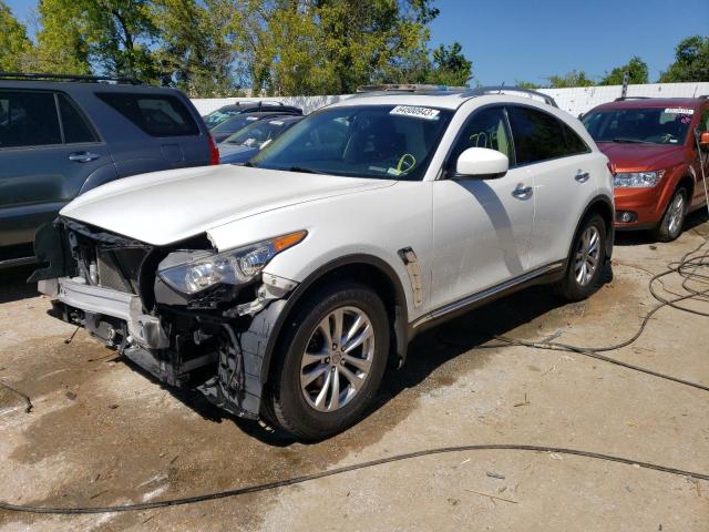 2014 INFINITI QX70 