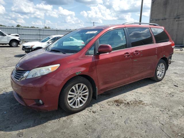 2012 Toyota Sienna XLE