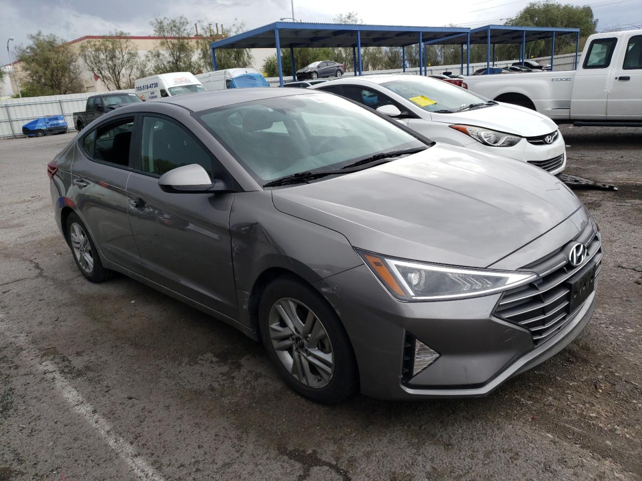 2020 Hyundai Elantra Sel vin: KMHD84LF2LU105861