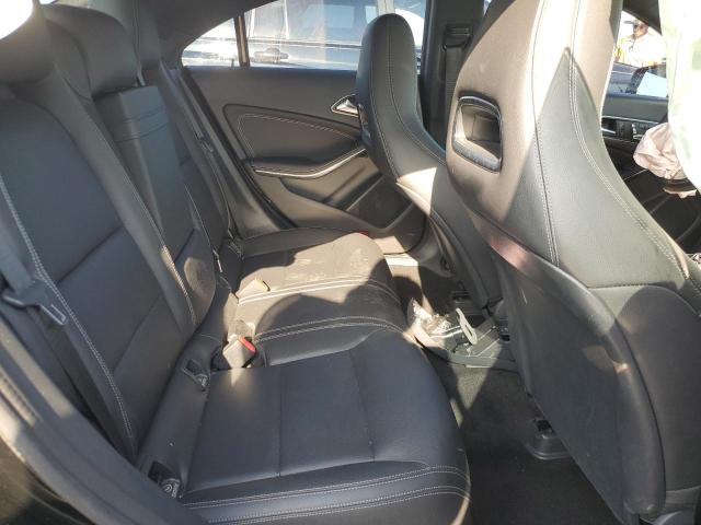 WDDSJ4EB5JN558265 Mercedes-Benz CLA 250