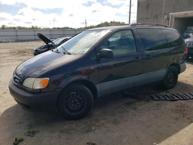 2002 Toyota Sienna LE